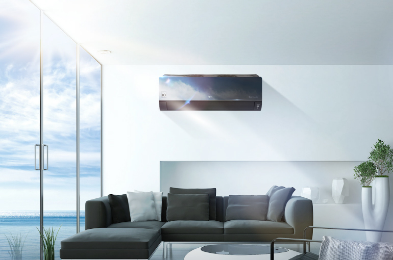 Klimatyzator ścienny LG Artcool Mirror w nowoczesnym wnętrzu